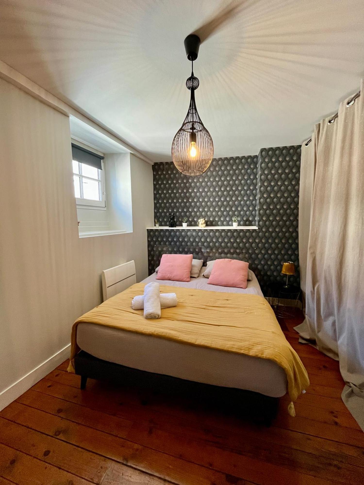 Le Gatsby - Duplex Art Deco Au Coeur De Blois Apartment ภายนอก รูปภาพ